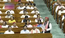 The tussle over the Seating Arrangemnt in Lok Sabha continues, 'India-Alliance' AND AKHILESH YADAV said - 'Your formula is wrong'