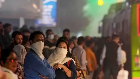 Delhi air quality index severe category