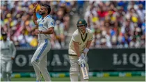 IND vs AUS, Steve smith, Dismissal