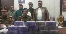 Ghaziabad fake currency scam cheat by giving fake notes