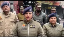 lucknow son arshad murdered his won mother and four sisters in hotel room