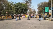 Illegal Immigration in US President Donald Trump Deported Indian Migrants of Punjab Amritsar Aiport