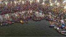 Mahakumbh Sangam Crowd
