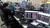 indian share market crash sensex nifty reasons trump tariff fii