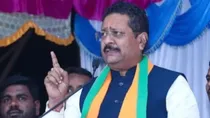 bjp expel mla basangouda patil yatnal from party for six years