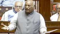congress president mallikarjun kharge pushpa dialogue waqf amendment bill