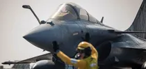 indian navy to get 26 rafale marine jets amid india france defence deal