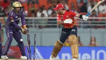 Glenn Maxwell records show how much is he struggling in batting PBKS must look forward now Varun Chakravarthy IPL