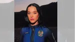 Katy Perry in spacesuit during Blue Origin spaceflight – space tourism, NS-31 mission