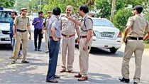 17 year old wife stabbed husband showed dead body to boyfriend on video call mp burhanpur 
