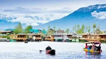 pahalgam attack 80 percent hotel bookings cancelled in kashmir traders express grief