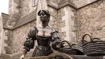 Dublins Molly Malone Statue