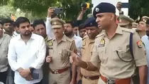 hindu mahasabha protest before aligarh SSP Office