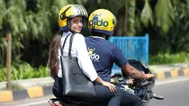 govt allowed private vehicles as a bike taxi uber, rapido, ola to be benefited