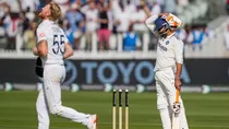 Lords Test Ex Cricketers Anil Kumble Sunil Gavaskar Divides Opinion On Jadeja Bumrah and Siraj