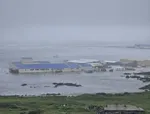 Tsunami hits Russia after massive 8.8 earthquake US and Japan on alert