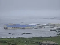 Tsunami hits Russia after massive 8.8 earthquake US and Japan on alert