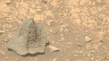 post-main-image