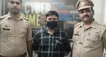Baghpat Fake army officer duping 20 girls of lakhs