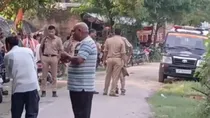 amethi wife daughter beat father to death over wheat grinding dispute