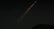 satellite debris light seen in delhi ncr night sky viral video