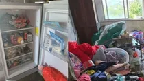 two years old kid in china survived alone for days on junk food after mother died 