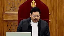 lawyer tried to throw shoe at CJI BR Gavai in supreme court 