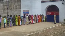 bombay high court fines dm rs 2 lakh for illegal detention of jalgaon person