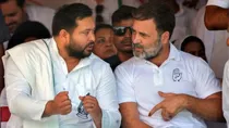 rjd congress tejashwi yadav rahul gandhi saharsa