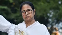 How can CM Mamata ask why my daughter left after midnight Father of medical student
