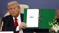 Israel-Hamas prisoner swap world leaders signed Gaza peace plan 
