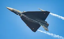 first maiden flight of lca tejas mk1a in hal nashik will replace mig21 fighter jets of indian air force