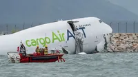 Hong Kong Plane Crash, Hong Kong, Plane Crash, Plane crash in sea