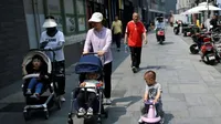Refund Policy Demands Mother Slap Child Video 1000 Words Sorry Letter For Refund