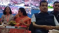 Nitin Gadkari Stage Postal Department Officers