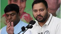 Mahagathbandhan CM Face Tejashwi Yadav 50 Lakh Insurance Pension Scheme