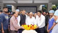 guard of honour to 37 year old bhopal auto driver ganesh for donating organ after being brain dead