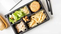 why packing hot food in black plastic containers cause cancer, safe options suggested by doctors 