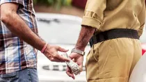 Pune ACB arrested EOW officer caught red handed taking bribe 