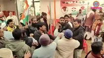 Bihar Congress workers fight 