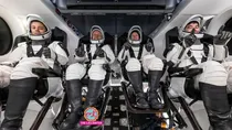 SpaceX Crew 11 reaching earth after departing ISS due to emergency 