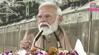 Narendra Modi on shirtless protest