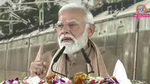 Narendra Modi on shirtless protest