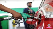 govt of india reduces excise duty on petrol diesel by rs 10 amid iran war strait of hormuz crisis