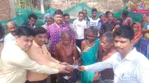 Odisha elderly man jitu munda carried sister skeleton