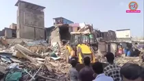 Surat Bulldozer Action, Surat Bulldozer, bulldozer, bulldozer action,