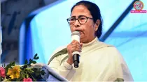 Mamata banerjee slams tmc defectors kolkata
