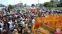 mp farmers protest dal baati msp moong procurement bhopal