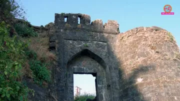 post-main-image