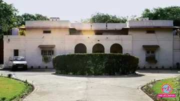 post-main-image